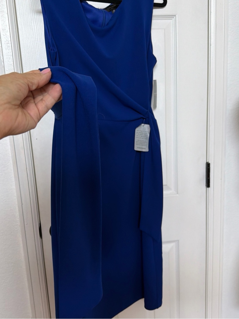 New with tags Class Tahari ASL Sleeveless Sheath Dress in Royal Blue - Picture 3 of 12